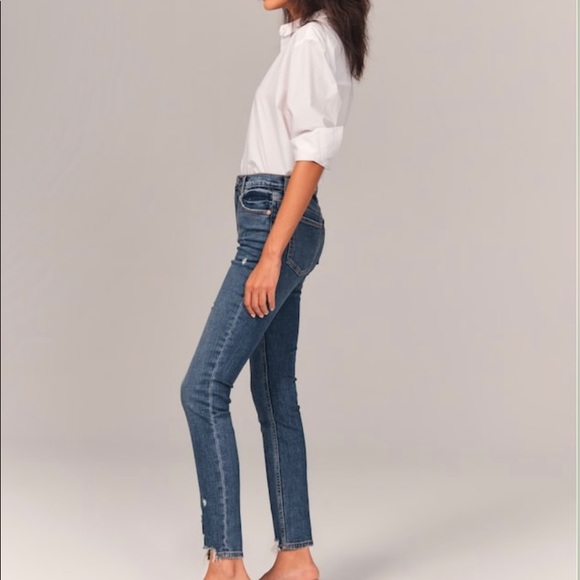 Abercrombie High Rise Skinny Jeans Sz 28 Short Medium Ripped Wash - Picture 3 of 7